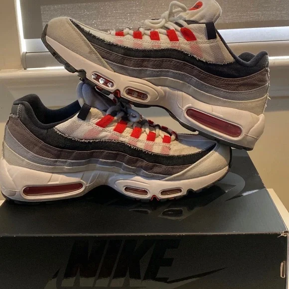 ***SOLD Air Max 95 QS ‘Sakura’ Size 11.5 - Picture 4 of 5